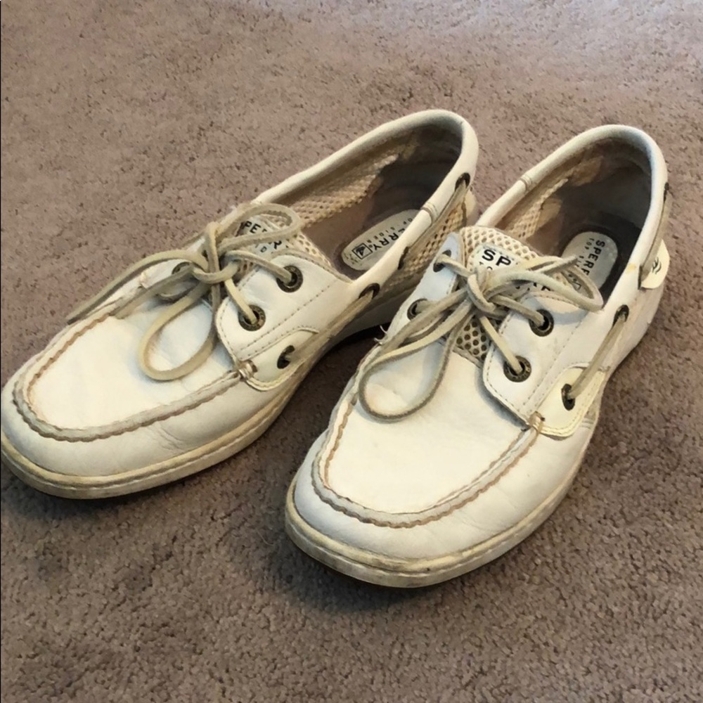 White sperrys